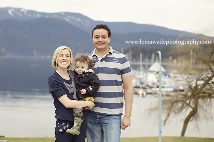 Deep Cove Family Pictures, North Vancouver Family Photos, Vancouver Photographer, Vancouver Portrait Photography, Vancouver Family Photos, Lower Mainland Portrait Photographer
