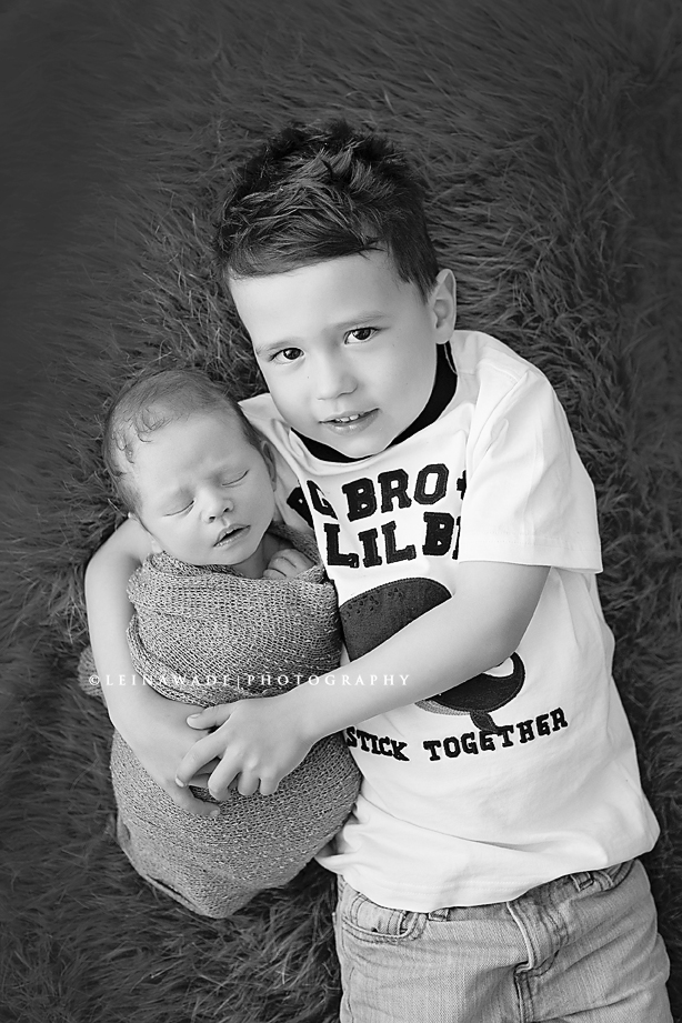 sibling photography for newborns in vancouver bc